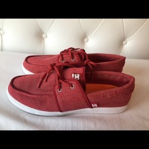 Men’s DC Shoes Sz 10.5